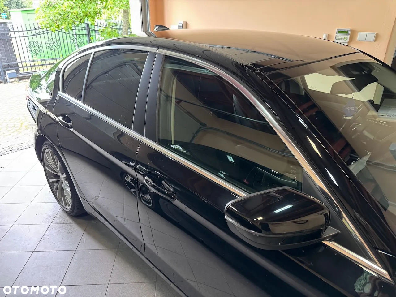BMW Seria 5 520d - 23