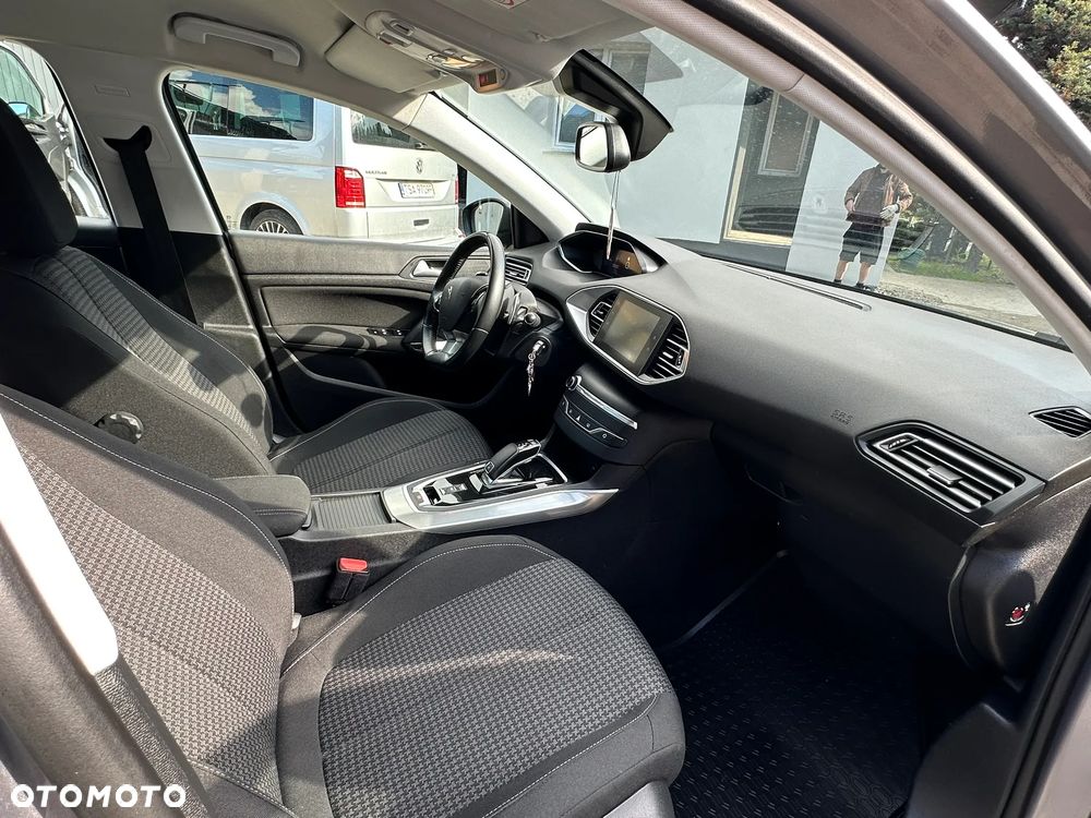 Peugeot 308 BlueHDi 130 EAT8 Stop & Start Active Pack - 8