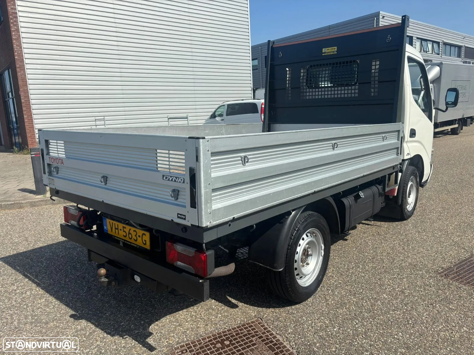 Toyota Dyna 100 3.0 d4d - 4