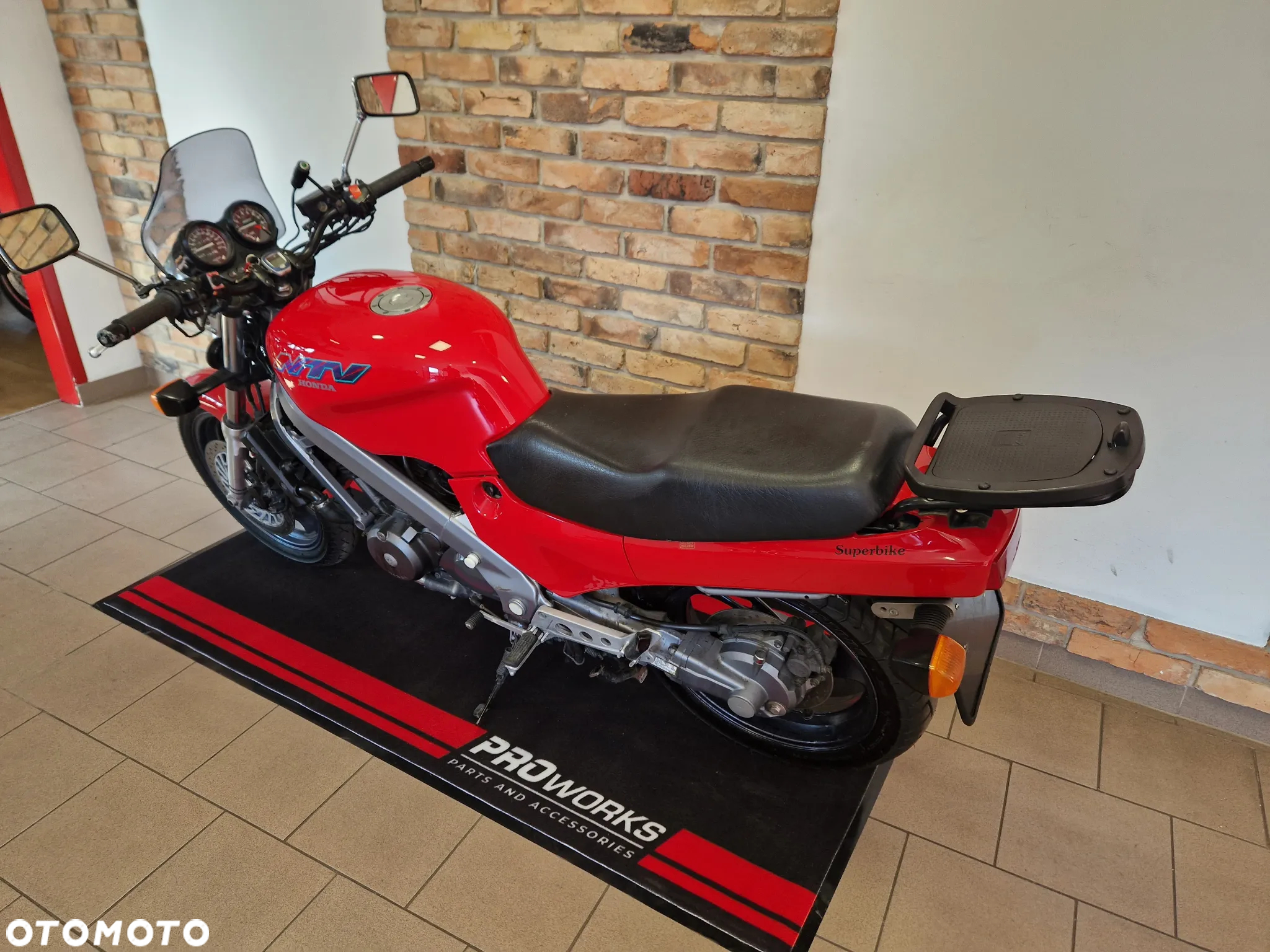 Honda NTV - 17