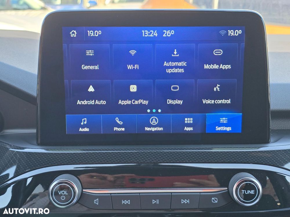 Ford Kuga 2.5 Duratec FHEV 4x4 ST-LINE - 24