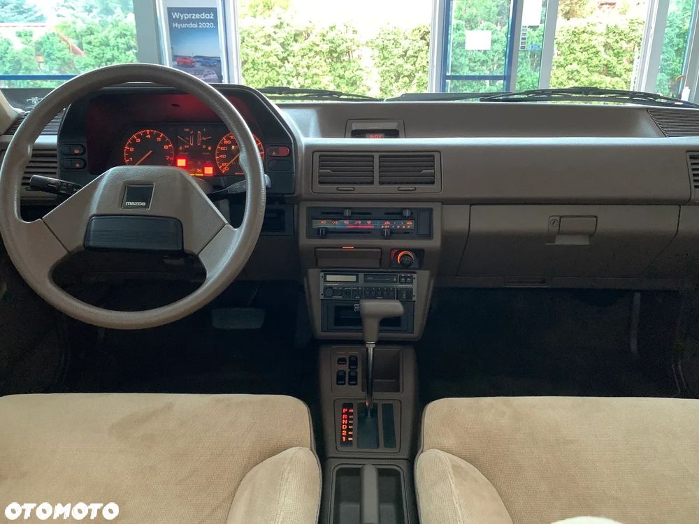Mazda 626 2.0 12V GLX - 9