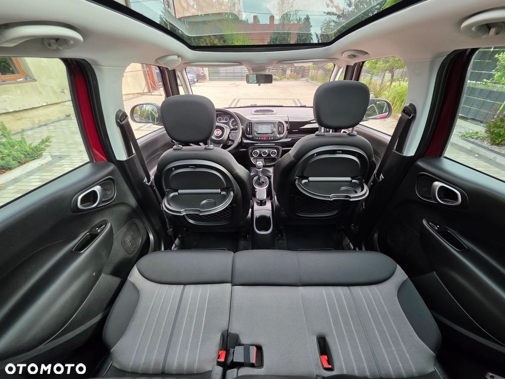 Fiat 500L 1.4 T-Jet 16V Lounge - 25