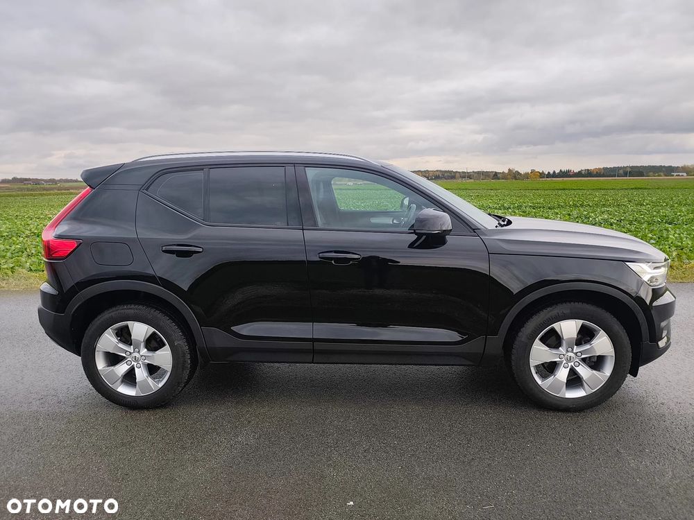 Volvo XC 40 T3 Momentum - 8