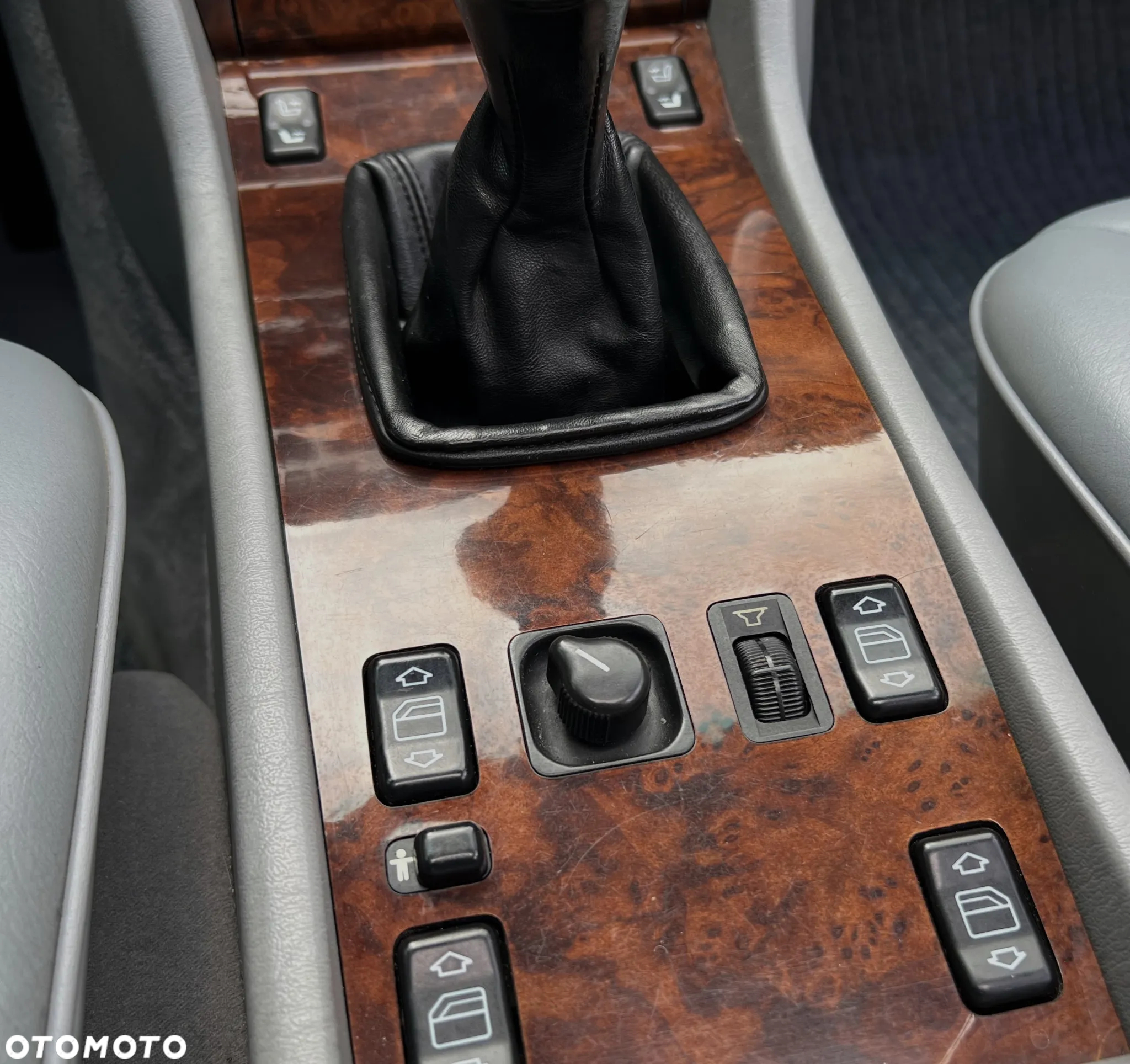 Mercedes-Benz W124 (1984-1993) - 20