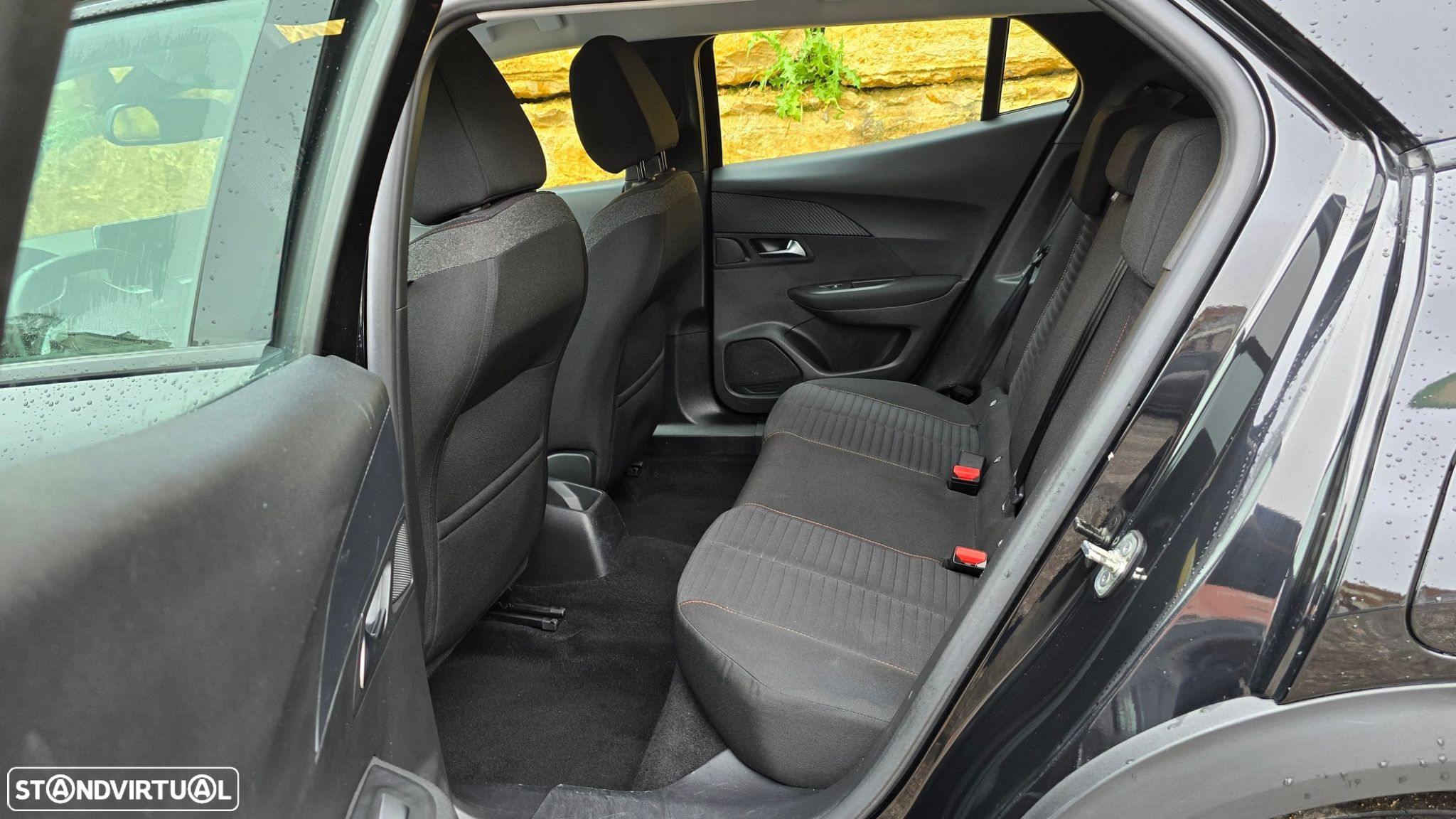 Peugeot 2008 - 45