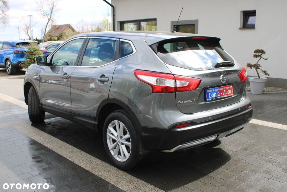 Nissan Qashqai - 4