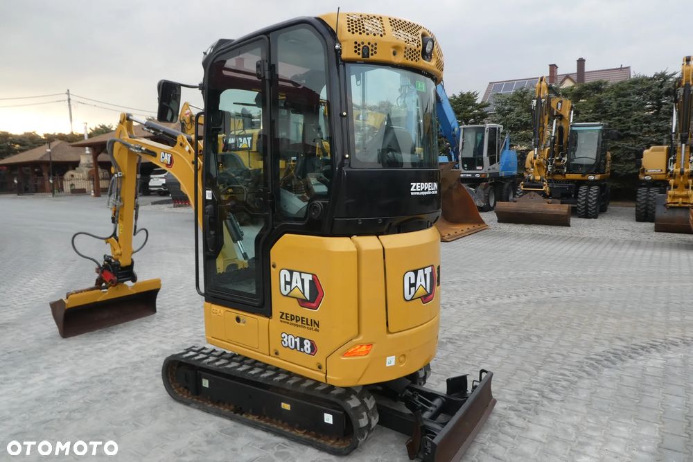 Caterpillar 301,8 - 8