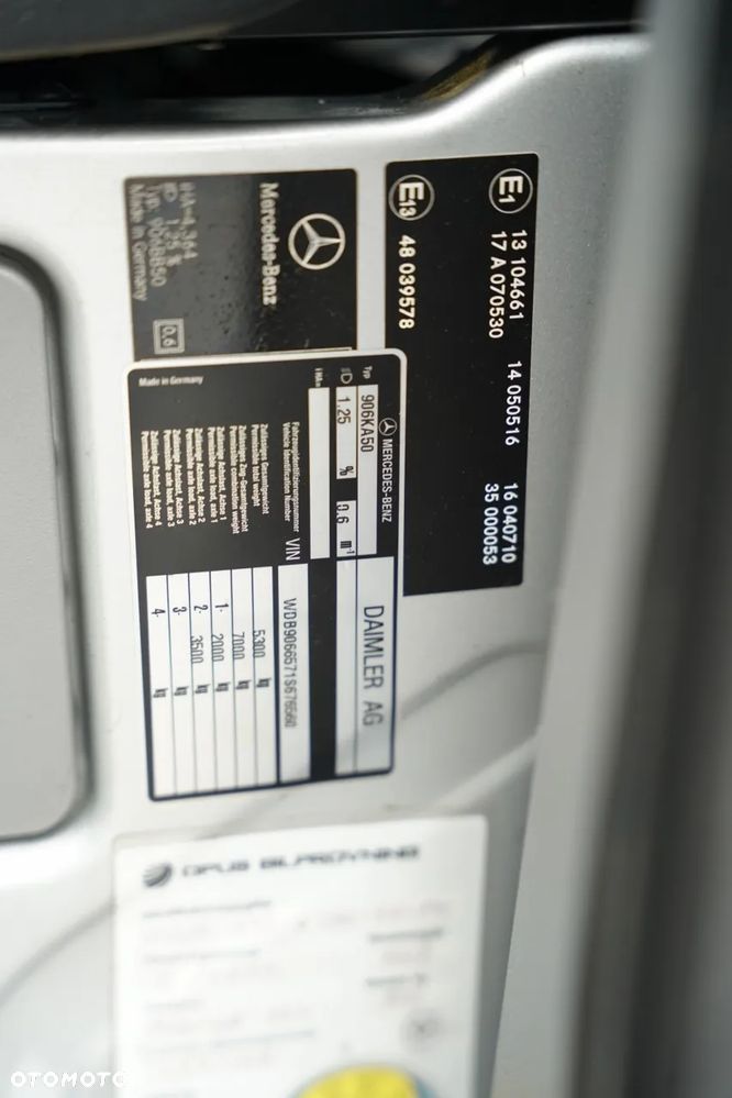 Mercedes-Benz SPRINTER 516 CDI / 2x KLIMA /SPROWADZONY / - 37
