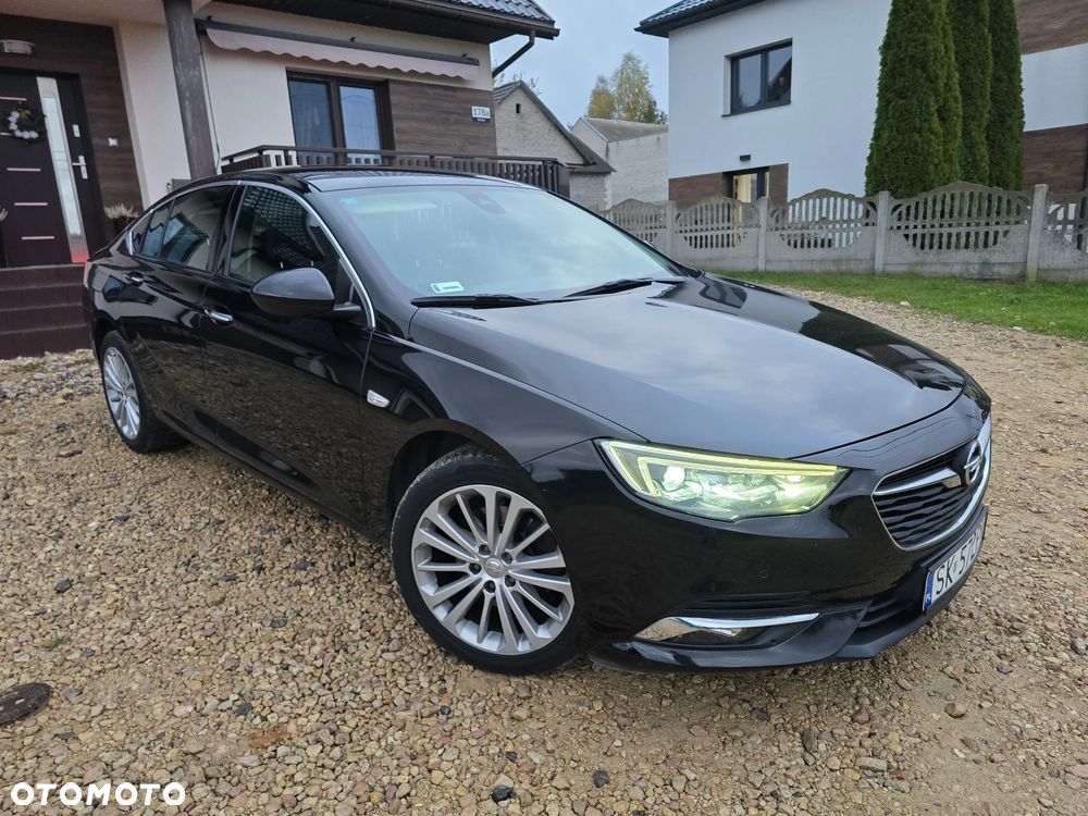 Opel Insignia 2.0 CDTI 4x4 GSi S&S - 9