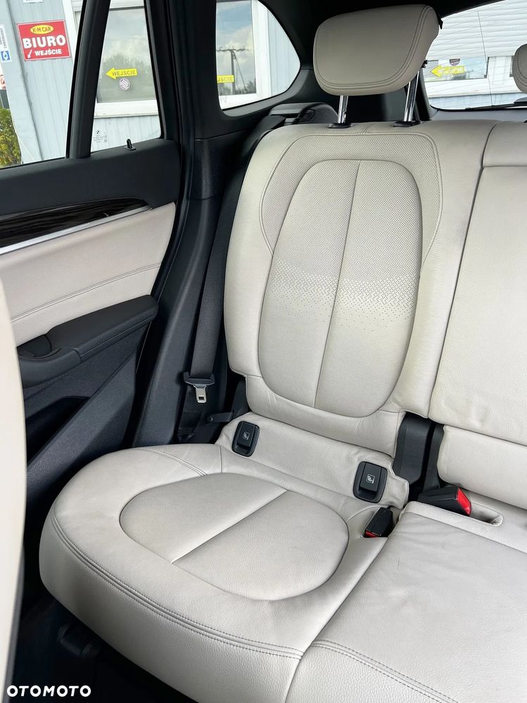 BMW X1 xDrive25d M Sport - 24