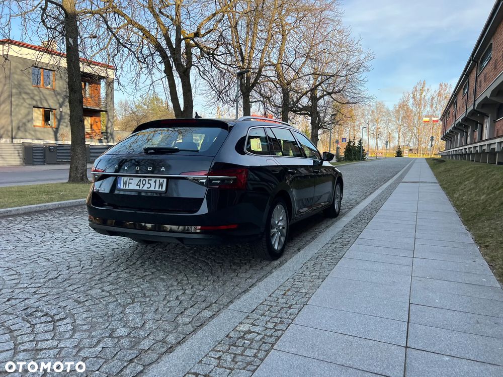 Skoda Superb 1.5 TSI Ambition DSG - 11
