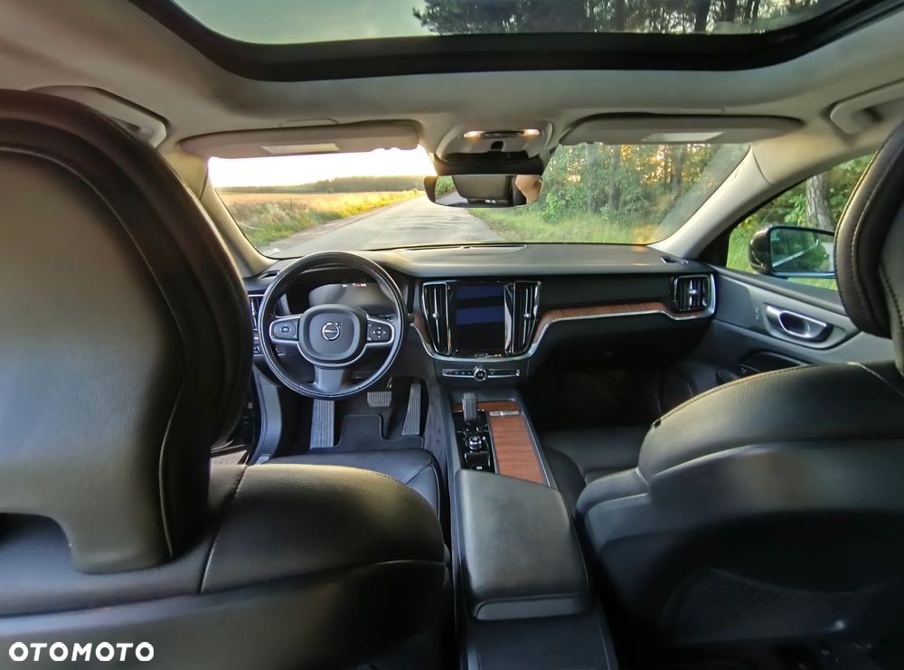 Volvo S60 B5 B AWD Plus Dark - 15