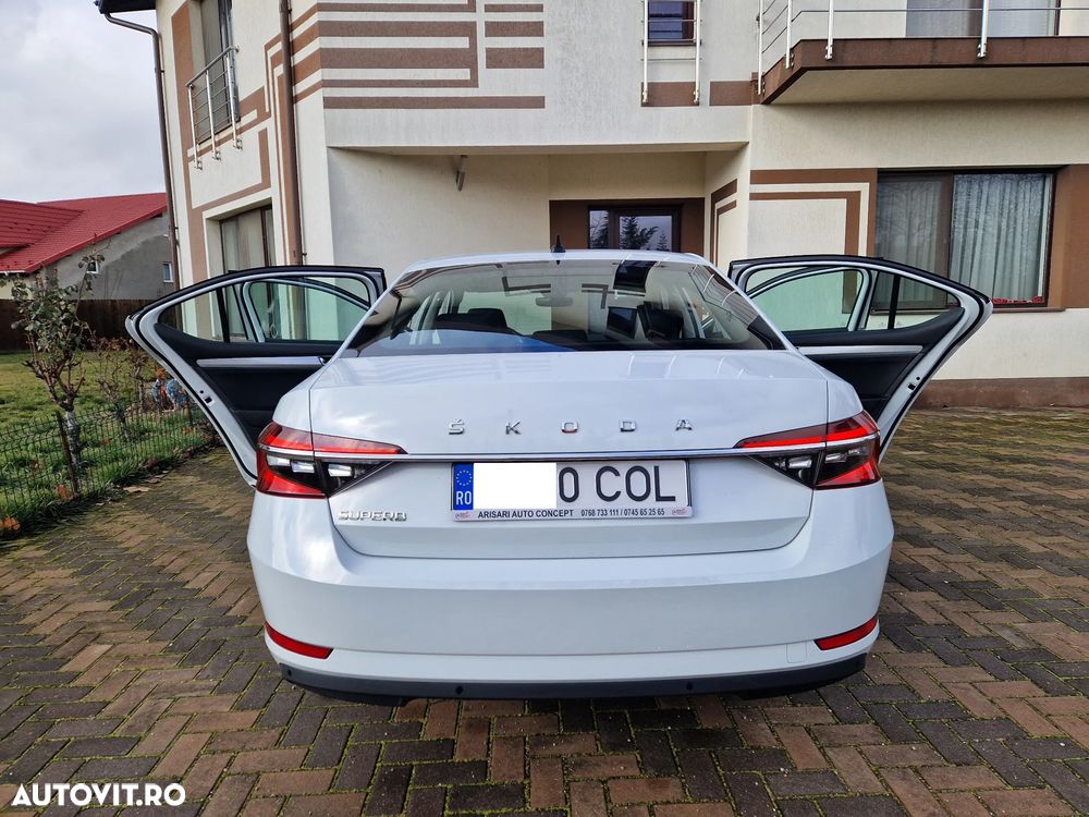 Skoda Superb 2.0 TDI DSG Ambition - 23