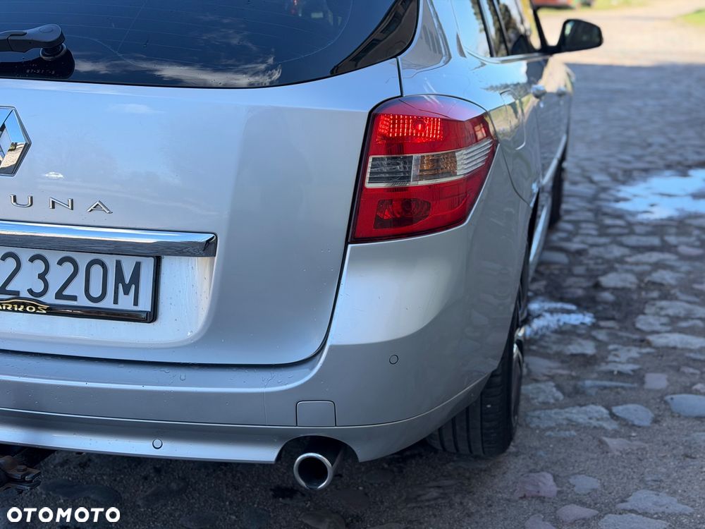 Renault Laguna dCi 150 FAP Start-Stop GT - 11