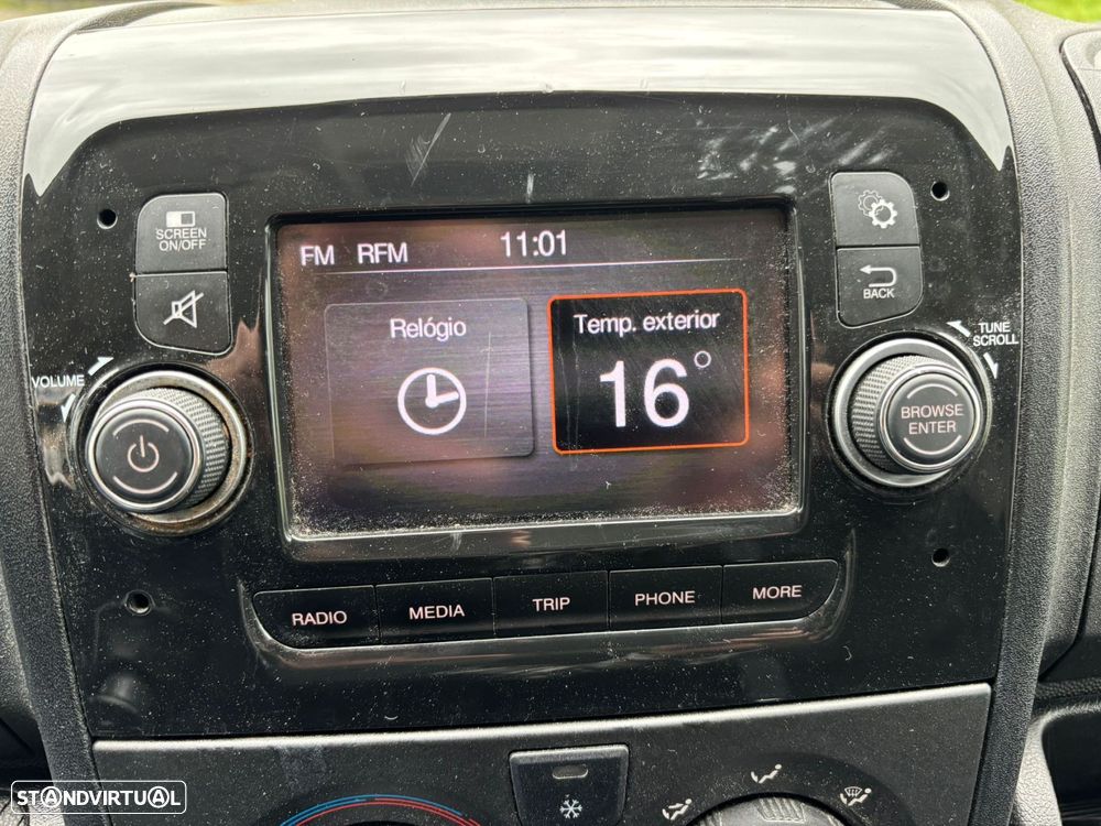 Peugeot Boxer 2.2 BlueHDi 335 L2H2 Premium - AC - IVA DEDUTÍVEL - 32