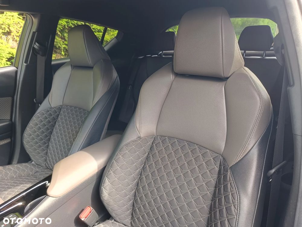 Toyota C-HR Business-Edition - 4