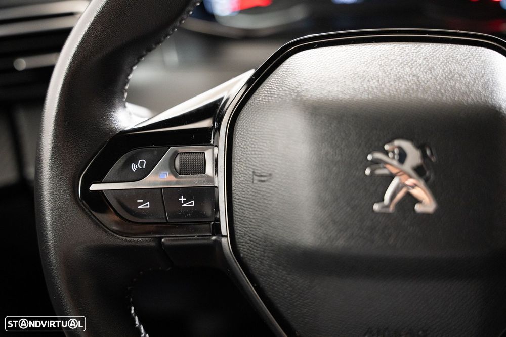 Peugeot 2008 1.2 PureTech Active Pack - 15