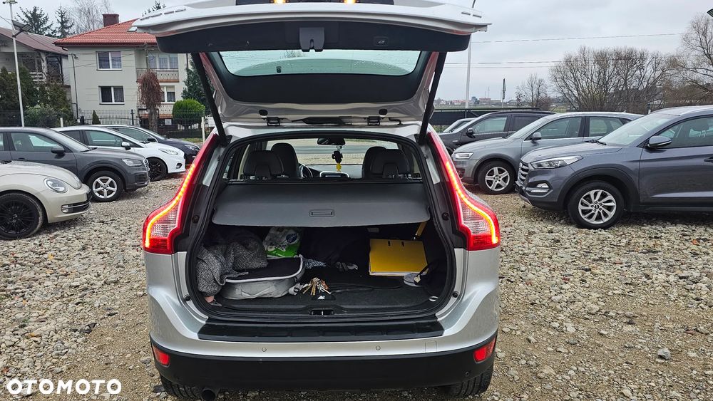 Volvo XC 60 D3 Momentum - 21