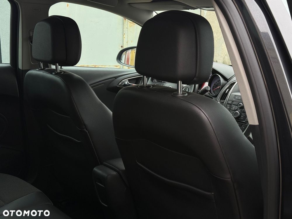 Opel Astra 1.4 Turbo Automatik - 22