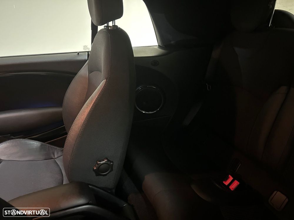 MINI Cabrio Cooper D - 31