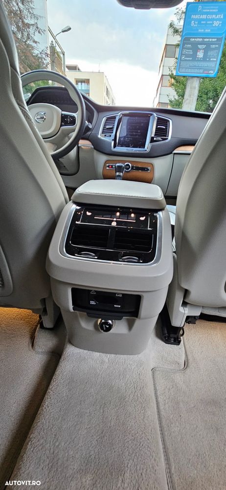 Volvo XC 90 - 10