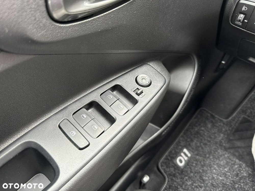 Hyundai i10 1.2 Modern AMT - 28