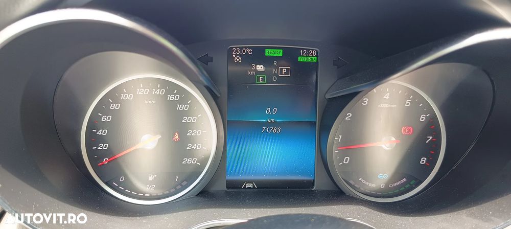 Mercedes-Benz C 300 e 4MATIC 9G-TRONIC - 15