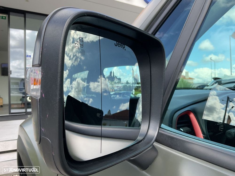 Jeep Renegade 1.3 TG Trailhawk - 24