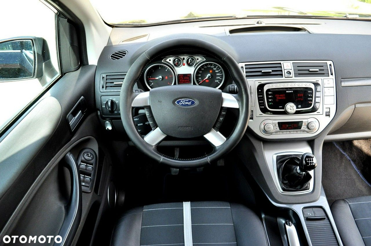 Ford Kuga 2.0 TDCi 2x4 Trend - 6