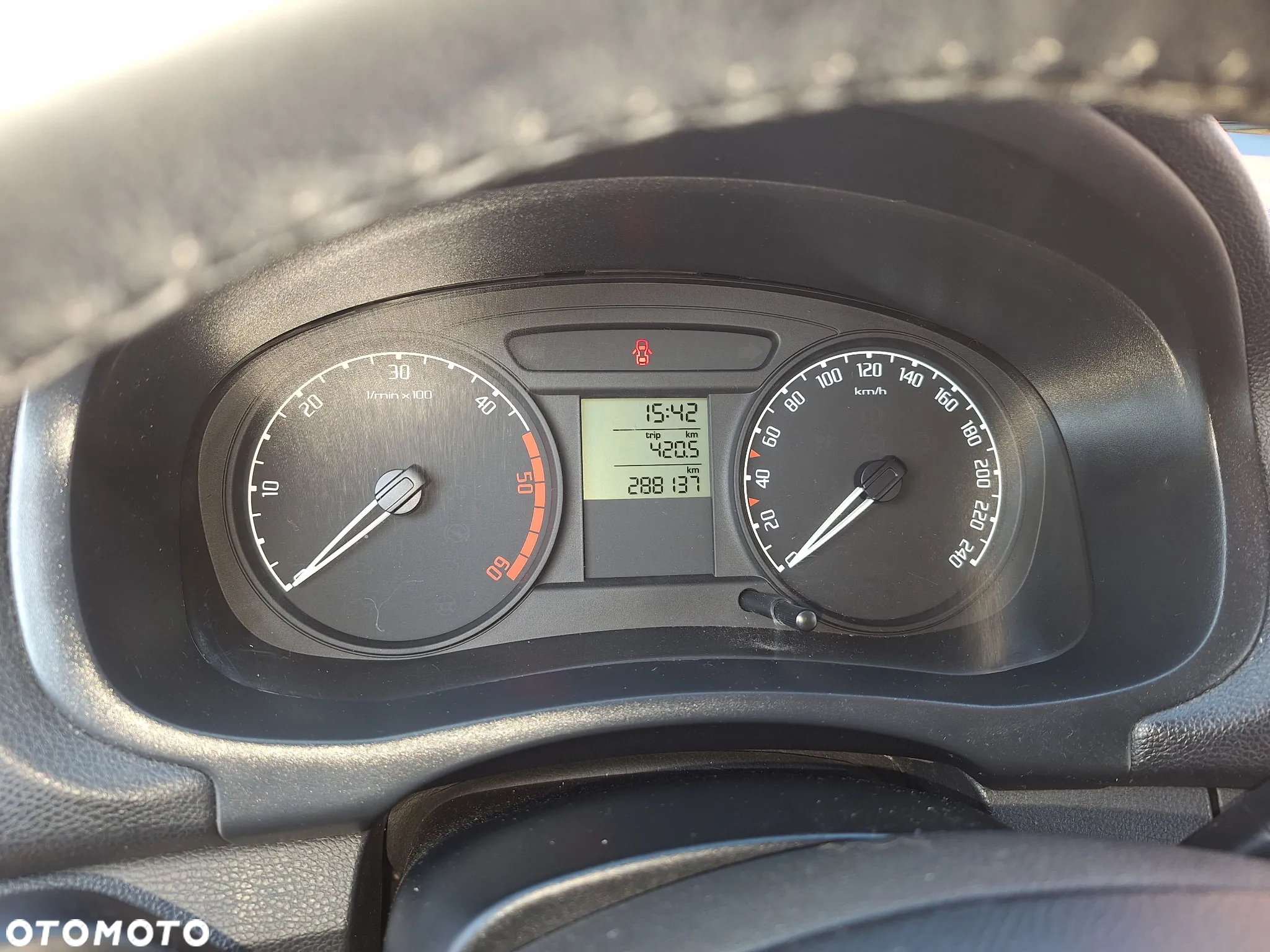 Skoda Fabia - 10
