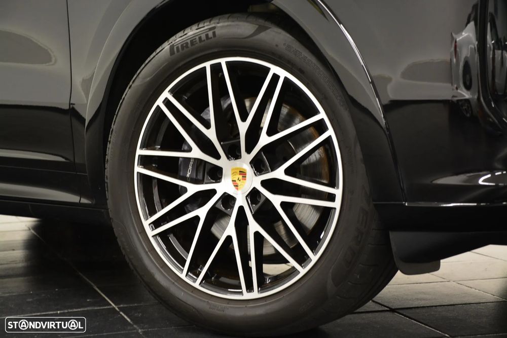 Porsche Cayenne E-Hybrid - 21