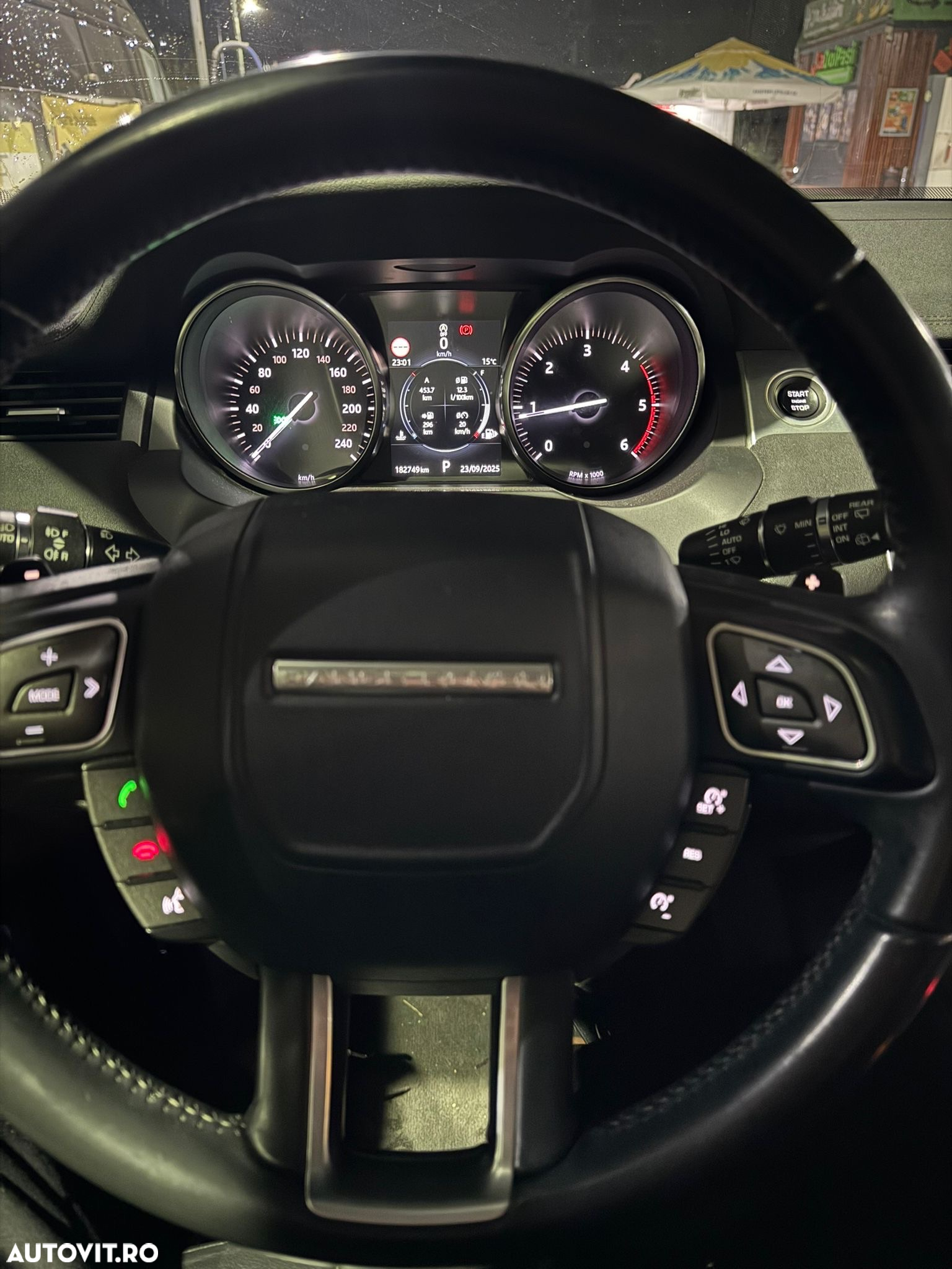 Land Rover Range Rover Evoque - 8