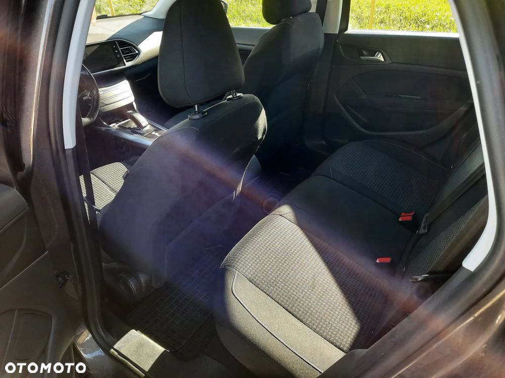 Peugeot 308 SW 1.5 BlueHDi Active Pack Business S&S EAT8 - 6