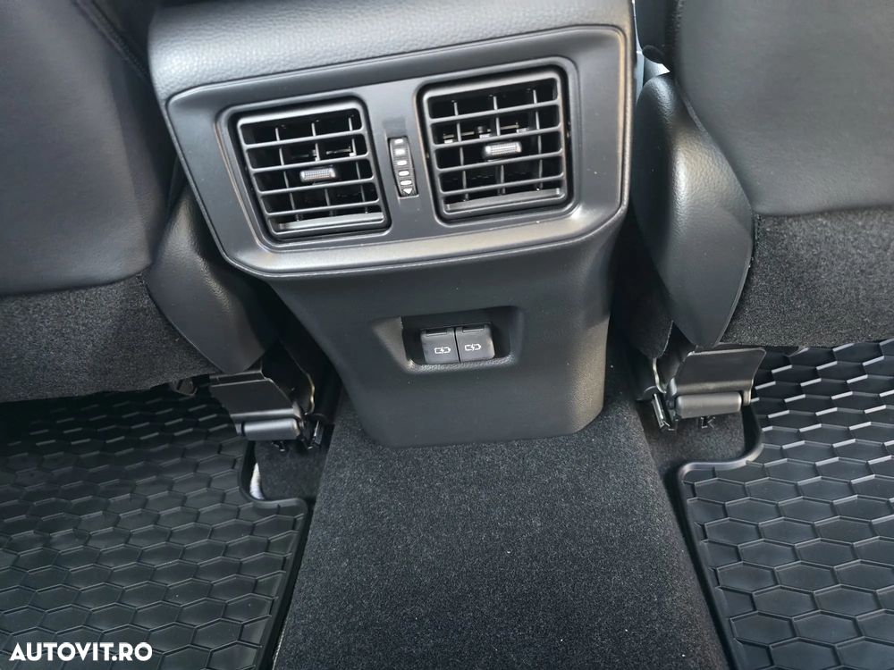 Toyota RAV4 - 20