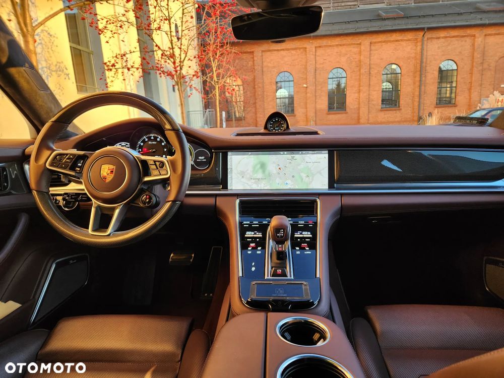 Porsche Panamera Turbo - 28