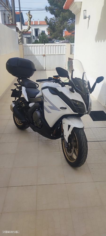CF Moto 650GT - 2
