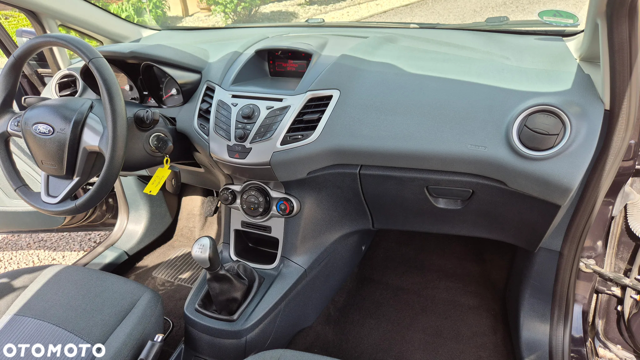 Ford Fiesta 1.25 Ambiente - 21