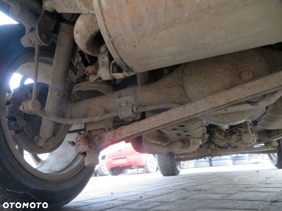 TYLNA OŚ BELKA ZAWIESZENIA PAJERO PININ LONG MR555976 MR498871 MOST MITSUBISHI 1998-2007 - 3
