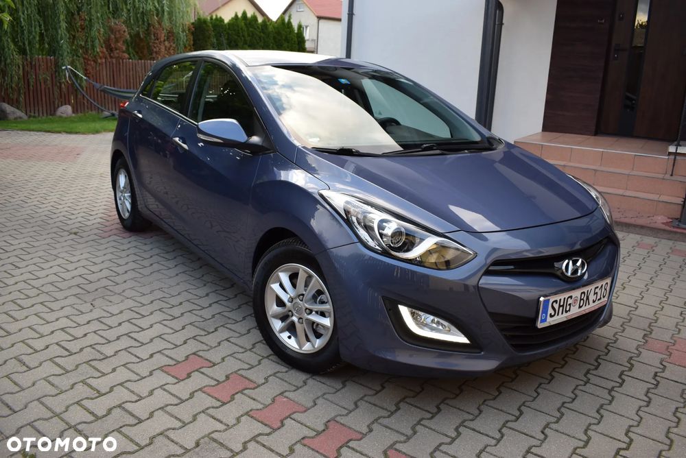 Hyundai i30 1.4 Intro Edition - 2