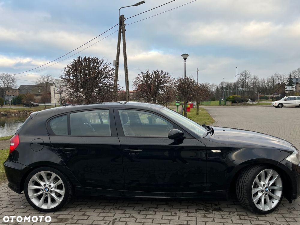 BMW Seria 1 123d - 5