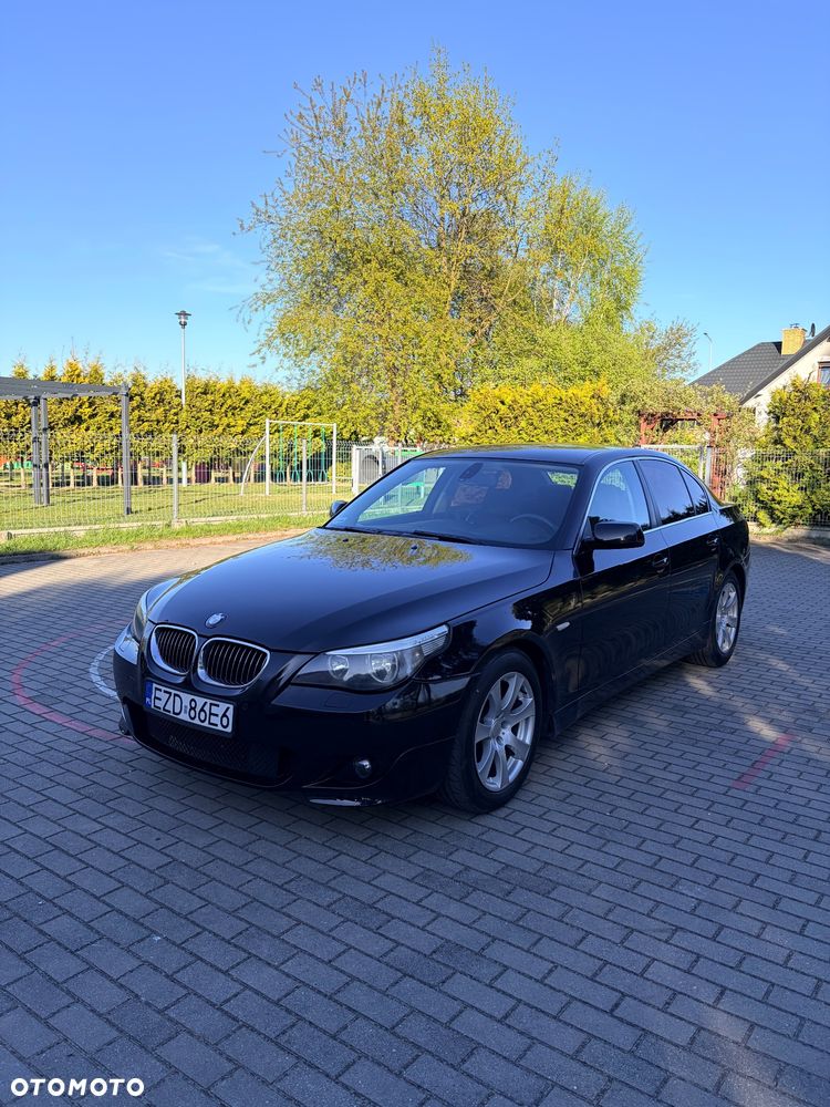 BMW Seria 5 520i - 1
