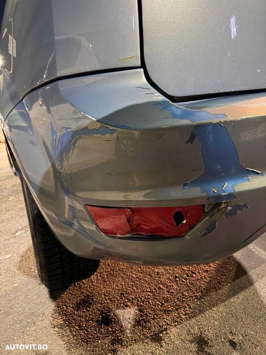 Ford Focus 1.8 TDCI Trend - 6