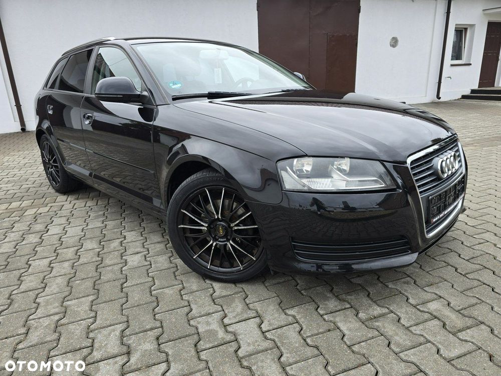 Audi A3 Sportback - 4