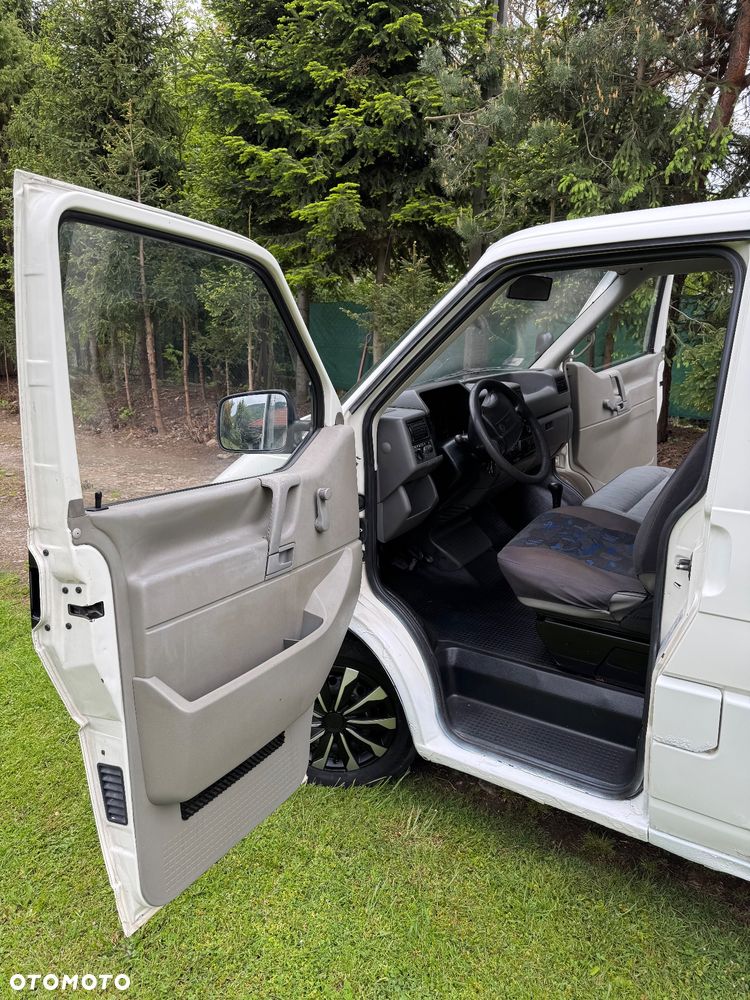 Volkswagen Transporter T4 2,5 TDI LONG Długi Zadbana ZDROWY - 13