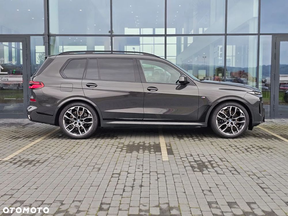 BMW X7 - 6