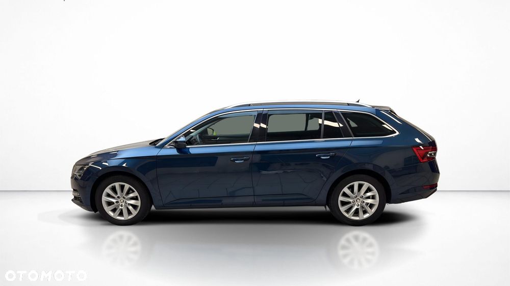 Skoda Superb 2023 photo 2