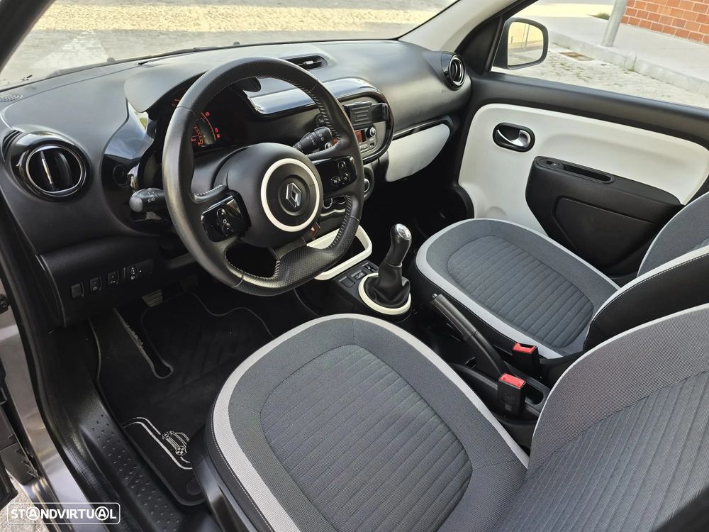 Renault Twingo SCe 70 S&S LIMITED - 19