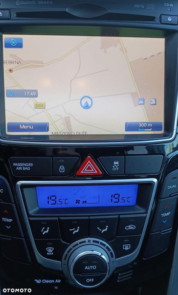 Hyundai i30 1.6 CRDi Premium - 11