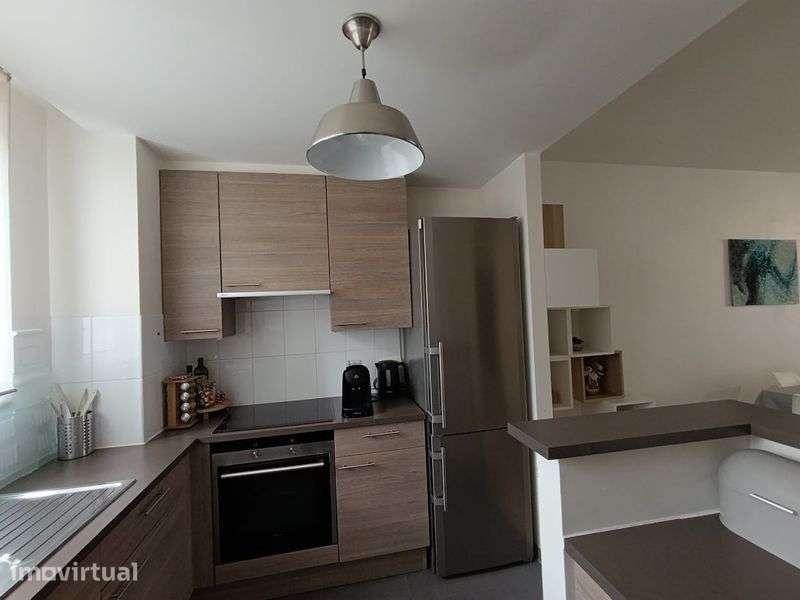Apartamento T2 renovado e mobilado em Anjos - Grande imagem: 5/6